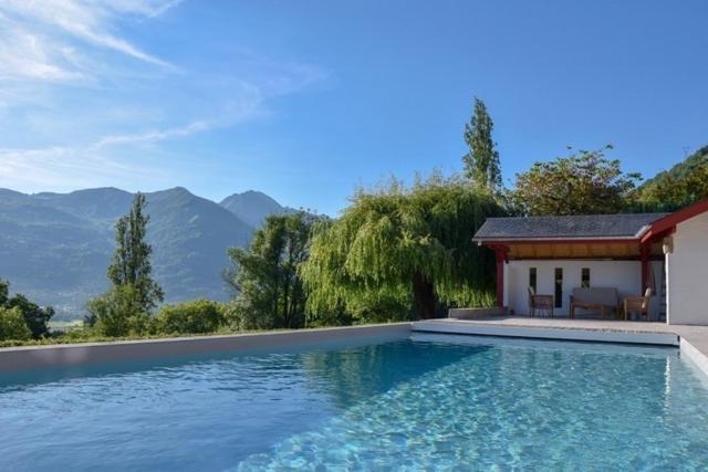 Le Chalet Des Pyrenees St Savin Saint-Savin  Exteriör bild